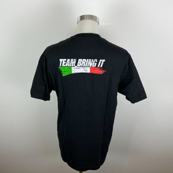 WWE T-shirt Team Bring it The Rock 2011 3 WWE T-shirt Team Bring it The Rock 2011 edizione italiana
